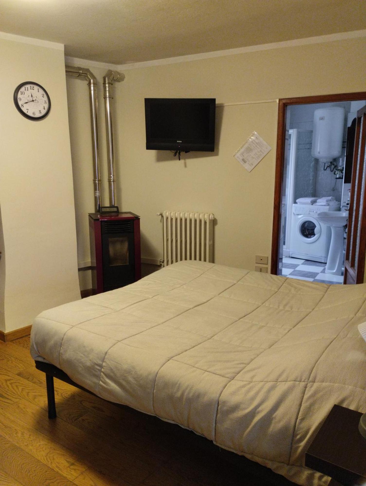 B&B La Marmotta Coazze Rom bilde